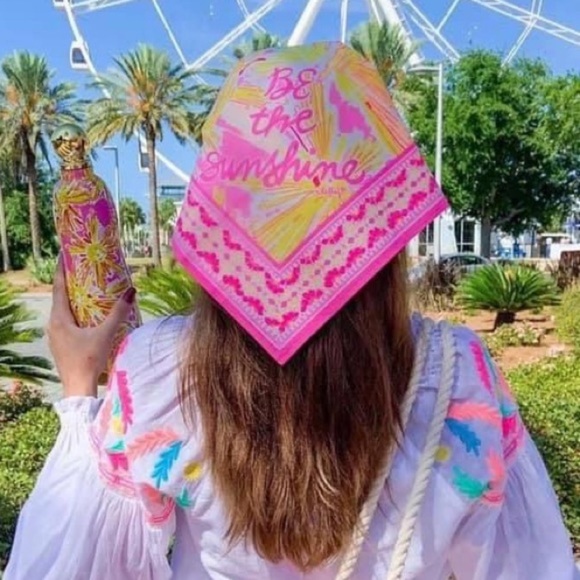 Lilly Pulitzer Printed Square Scarf - Multi Be The Sunshine Gwp Engineered Scarf - Picture 7 of 10